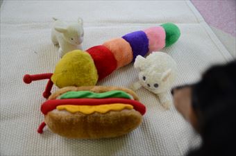 犬 ホットドック いも虫 羊