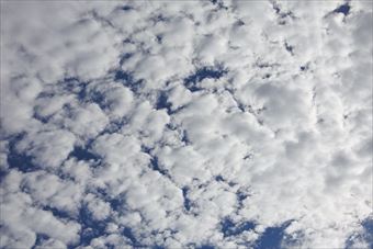 青空 雲 晴れ間