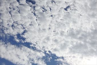 青空 雲 晴れ間