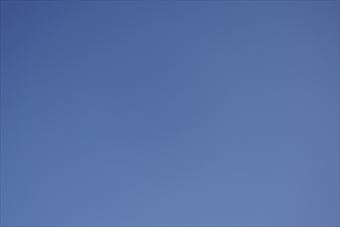 青い空 冬 冬空 青空 真っ青な空 青 空 雲ひとつない空 