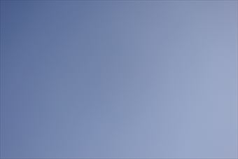 青空 真っ青 雲がない 雲ひとつない