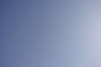 空 青い 晴れ 雲が無い 快晴