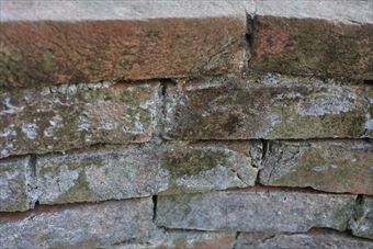 煉瓦 公園 花壇 古い 歴史 汚い レンガ