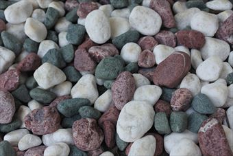 きれいな石 カラフル 大きい