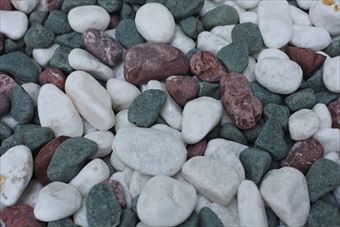 河原 きれいな石 玉