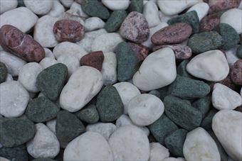 砂利 きれい 緑