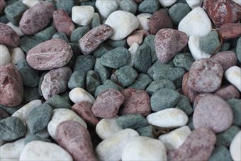 石 カラフル きれい