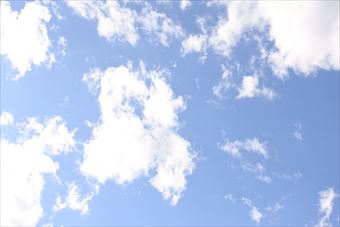 天気予報通り晴れています