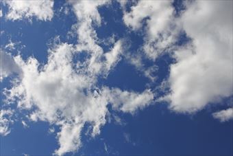 気持ちよく晴れ渡っています