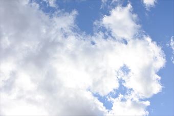 sky blue cloud white