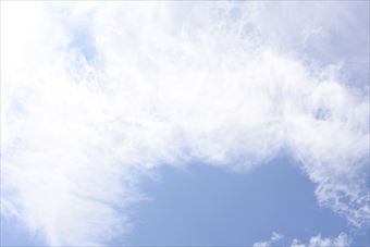 白い雲が美しい