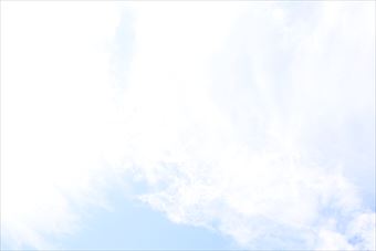 太陽がまぶしいです。