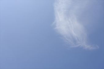 青い空と白い雲