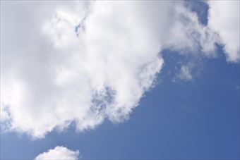 天気予報ははずれました。よく晴れています