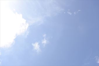 いい天気だなぁ。どこかへ行きたいなぁ