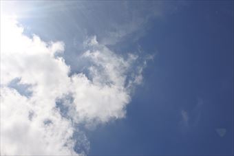 今日の天気は晴れ！行楽日和です