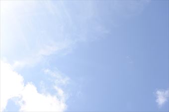 きれいだなぁ・・空をながめていました