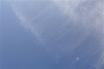 雲の形があばら骨みたい？！