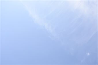 陽ざしが強いです。よく晴れ渡っています