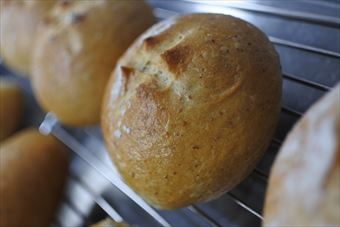 パン屋さんに並んでいたパン