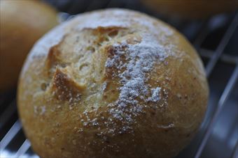 焼き立てのパン。美味しそう！！