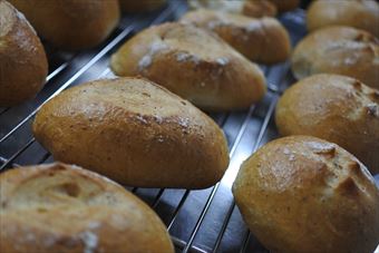 パン屋さんを見つけました