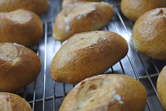 パンが焼きあがりました