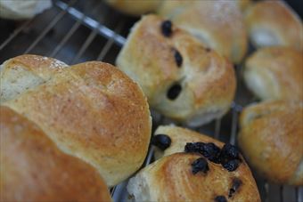 レーズンブレッド