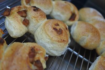 ベーコンブレッド