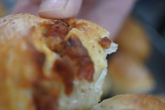 ベーコンパンの焼き上がり