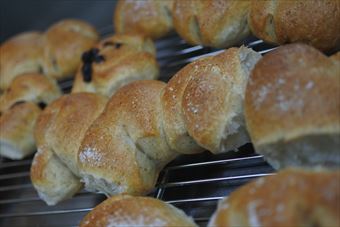 へびみたいなパン