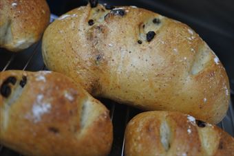 大きなパンがある