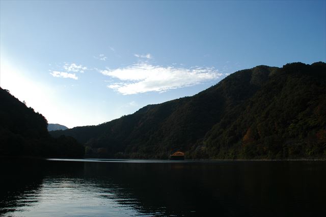 山 湖 青空 雲 きれい 美しい