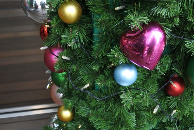 クリスマス 飾り ツリー 楽しい ワクワク