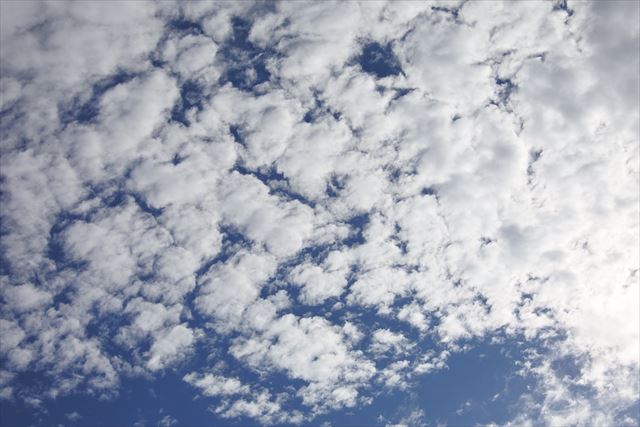 青空 雲 晴れ間