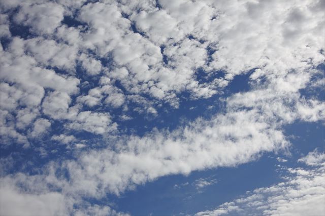 青空 雲 晴れ間