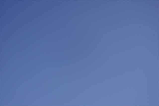 雲がない 空 冬 冬空 青空 真っ青な空 青 空 雲ひとつない空 