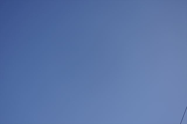 真っ青な空 青 空 雲ひとつない空 青空 青い空 冬