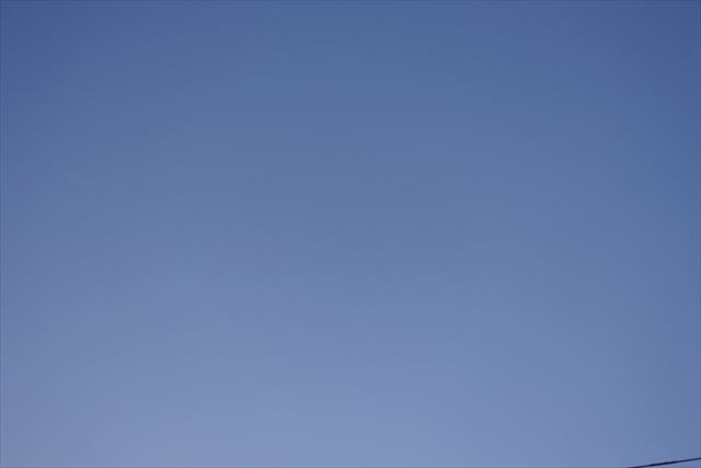 青 空 雲ひとつない空 真っ青な空 青空 青い空 冬