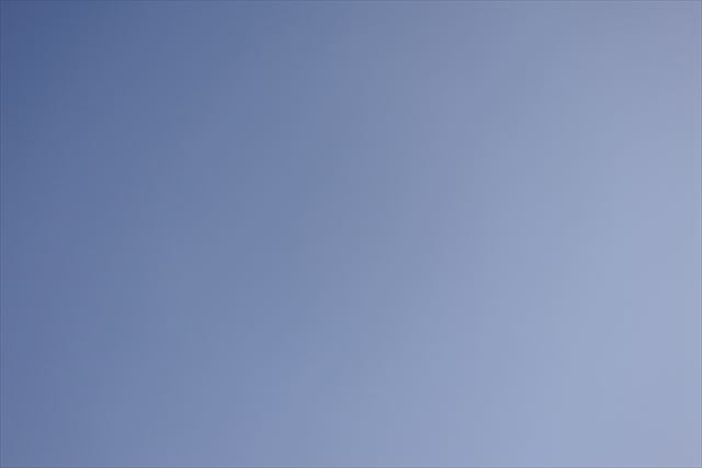 青空 真っ青 雲がない 雲ひとつない
