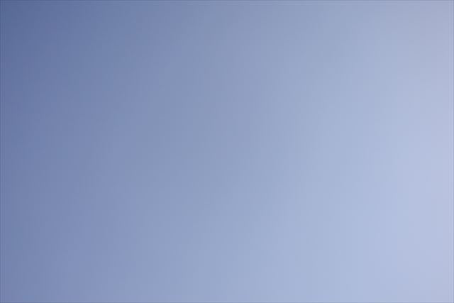 空 青 雲がない 雲ひとつない