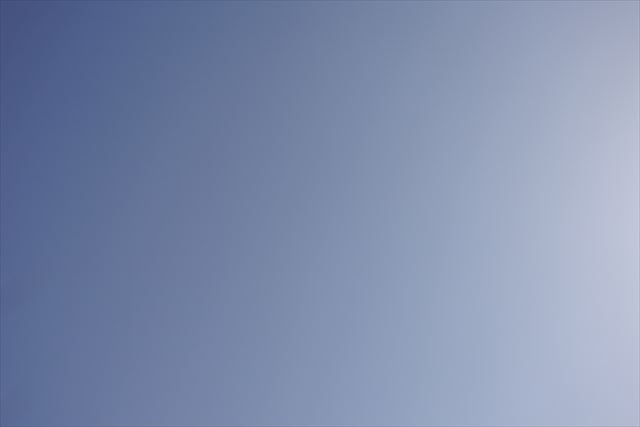 空 青い 晴れ 雲が無い 快晴