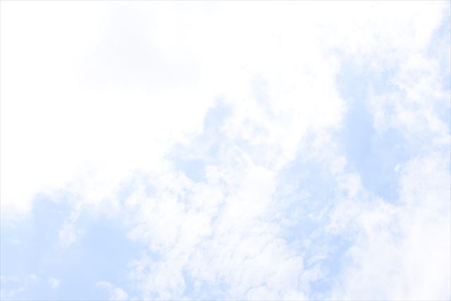 雲 光 眩しさ