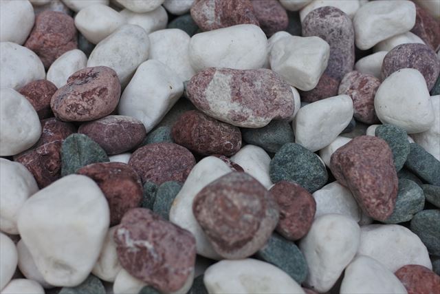 庭園 日本 玉石