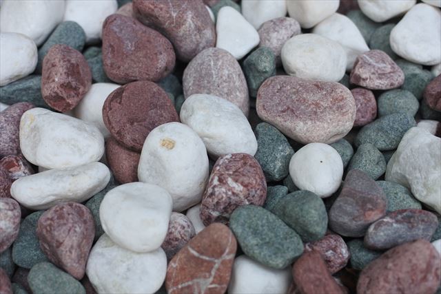石 砂利 きれい