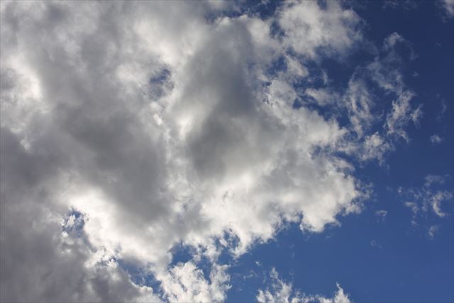 きれいな青空広がってると思ったんだけどな