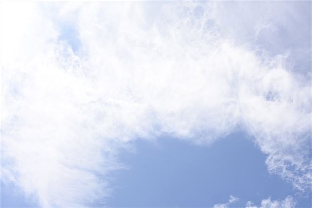 白い雲が美しい