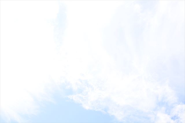 太陽がまぶしいです。