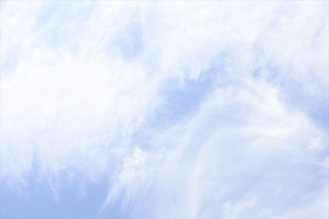 雲多いですが青空も見えてきました