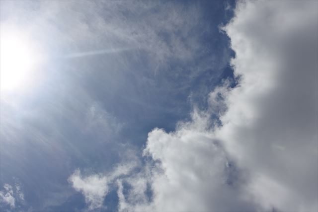 太陽がまぶしいです